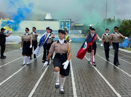 APROVAÇÕES EM UNIVERSIDADES DE EXCELÊNCIA COMPROVAM O VALOR DO ENSINO DO COLÉGIO DA POLÍCIA MILITAR EM DUQUE DE CAXIAS