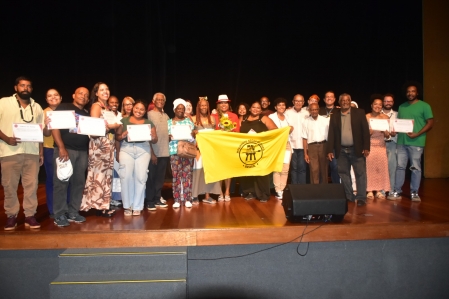 NOVOS MEMBROS DO CONSELHO DE DEFESA DO NEGRO E PROMOÇÃO DA IGUALDADE RACIAL E ÉTNICA TOMAM POSSE EM DUQUE DE CAXIAS