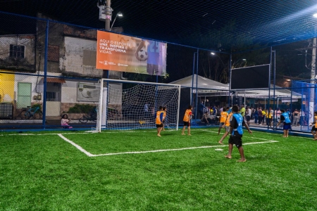 PRAÇA DE CAMPOS ELÍSEOS É INAUGURADA