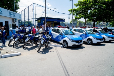 VILA SÃO LUIS GANHA REFORÇO NA SEGURANÇA, E PREFEITO ANUNCIA OBRAS DO NOVO COMPLEXO ESPORTIVO